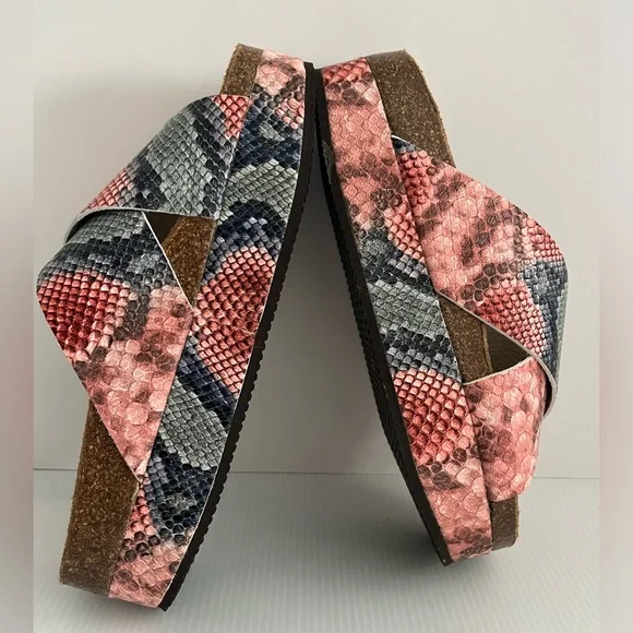 Free People Sidelines Flatform Candy Snake Sandals Size EU 39- NWOT - Picture 5 of 13